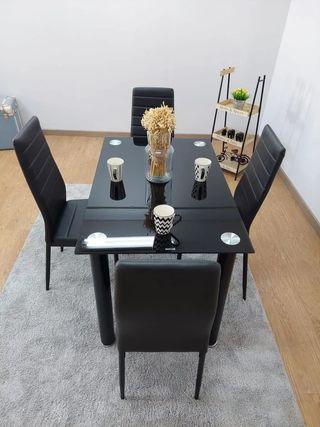 CONJUNTO DE COMEDOR + 4 SILLAS