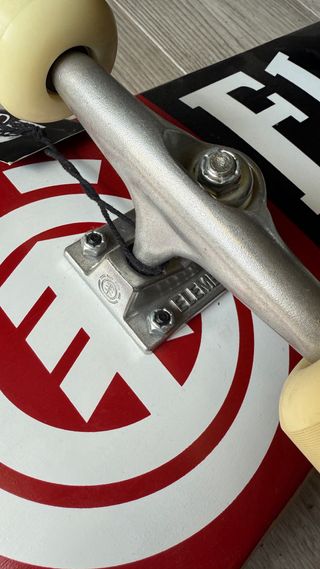 Skate Element 7.75" nuevo