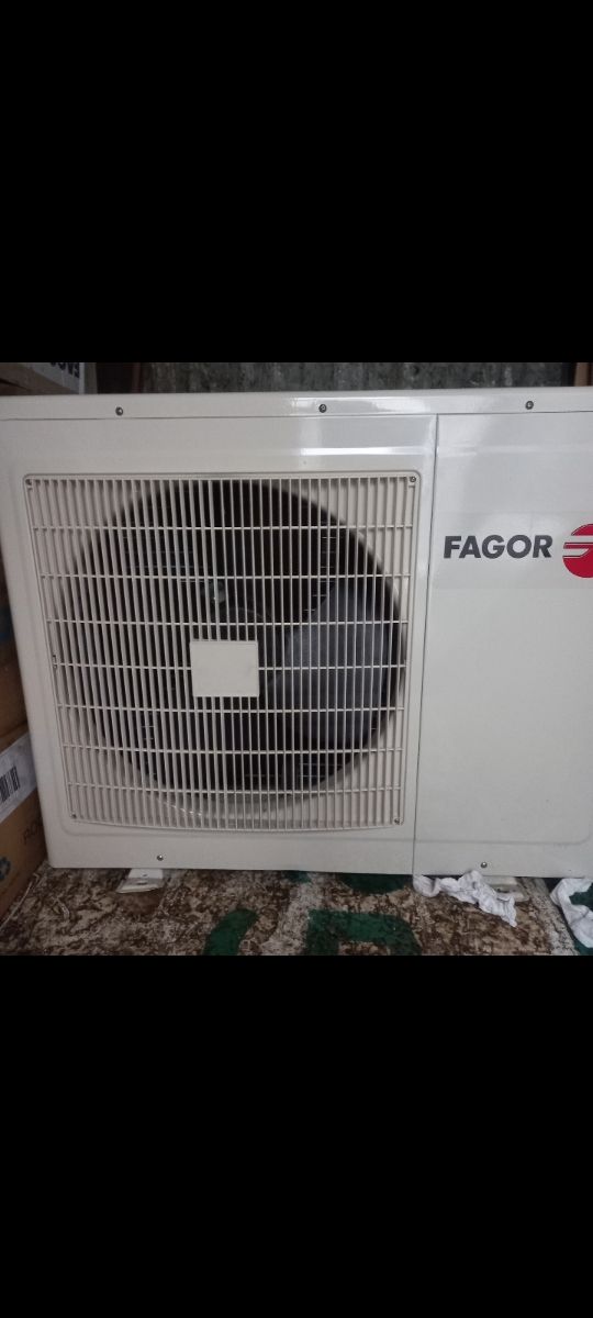 Aire acondicionado Fagor blanco