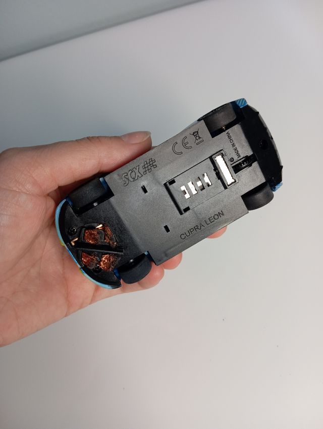 Coche carreras Seat Cupra Scalextric 1:43