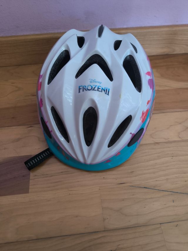 Casco Frozen II niña bici