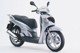 MOTOR
honda SH 150cc - Motor Scooter