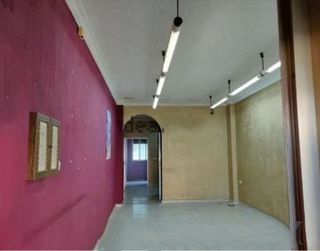 Local comercial en alquiler en Nueva Andalucía en Almería