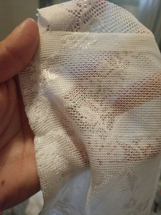 Cortina blanca de encaje