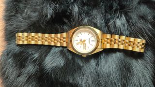 Reloj Citizen automático dorado