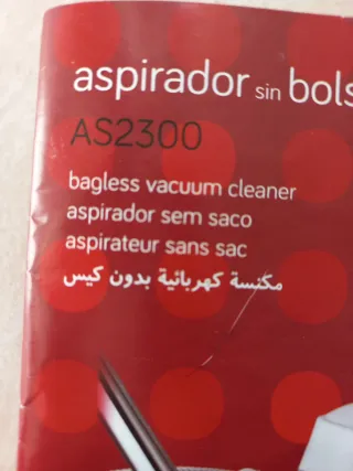 Aspiradora UFESA sin bolsa