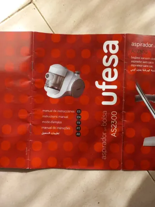 Aspiradora UFESA sin bolsa