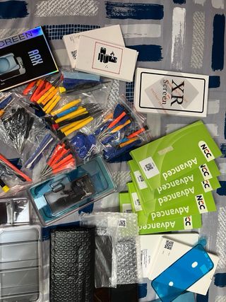 Kit reparación móviles: pantallas, baterías, herra