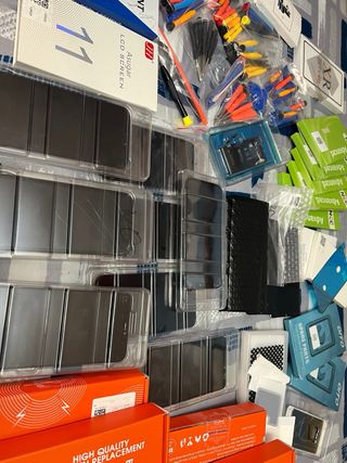 Kit reparación móviles: pantallas, baterías, herra