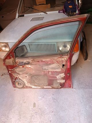 Opel Astra F 4p puerta delantera 