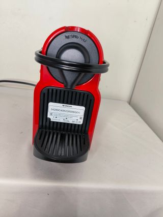 Cafetera Nespresso Inissia Krups roja