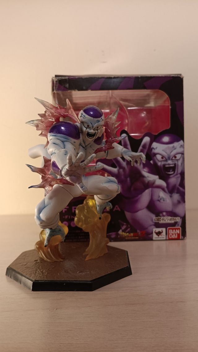 Figura Freezer Bandai Dragon Ball Z