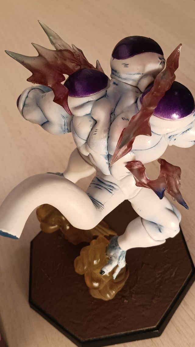 Figura Freezer Bandai Dragon Ball Z