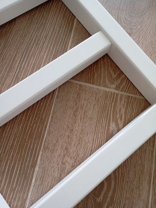 Escalera blanca para litera de madera