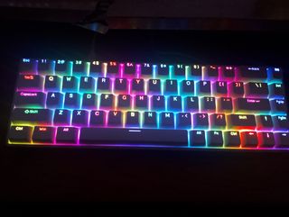 Teclado mecánico RGB 68% blanco