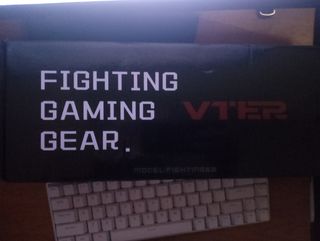 Teclado mecánico RGB 68% blanco