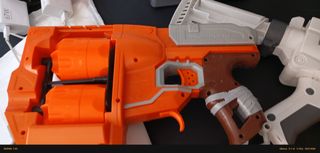 Pistolas de juego Nexf
