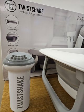 Bañera Plegable Twistshake con Base Soporte