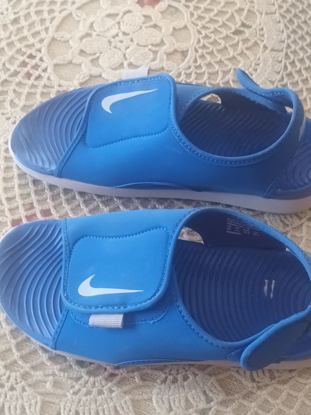 Sandalias Nike azules verano