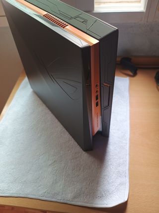 ASUS ROG GR8 II - PC Gaming