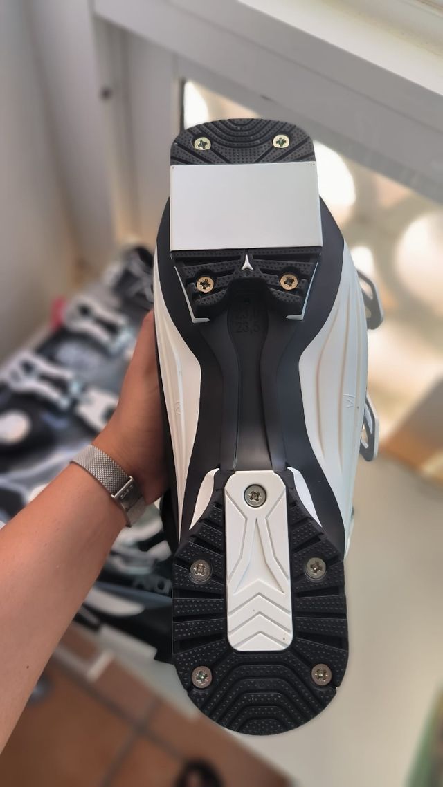 Botas Atomic Hawx 90