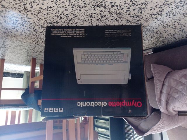 Máquina escribir Olympiette Electronic