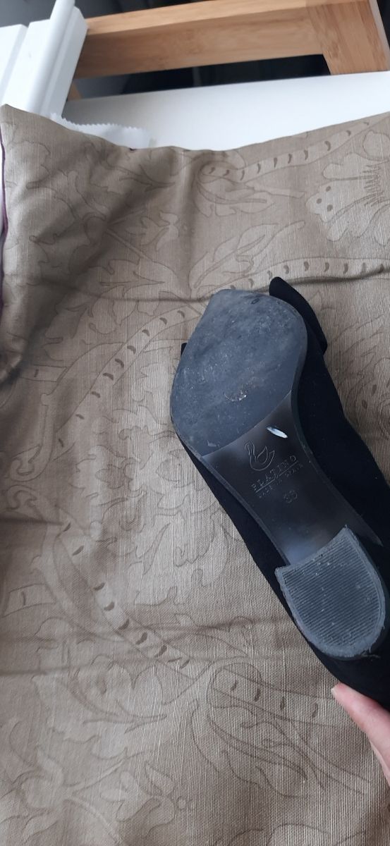 Salones negros mujer - Piel vuelta