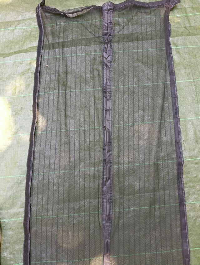 Cortina magnética antimosquitos