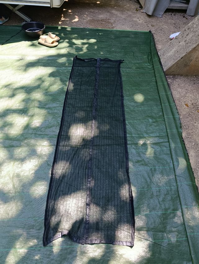 Cortina magnética antimosquitos