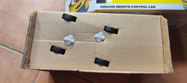 Auto Minions telecomandata - Giocattolo