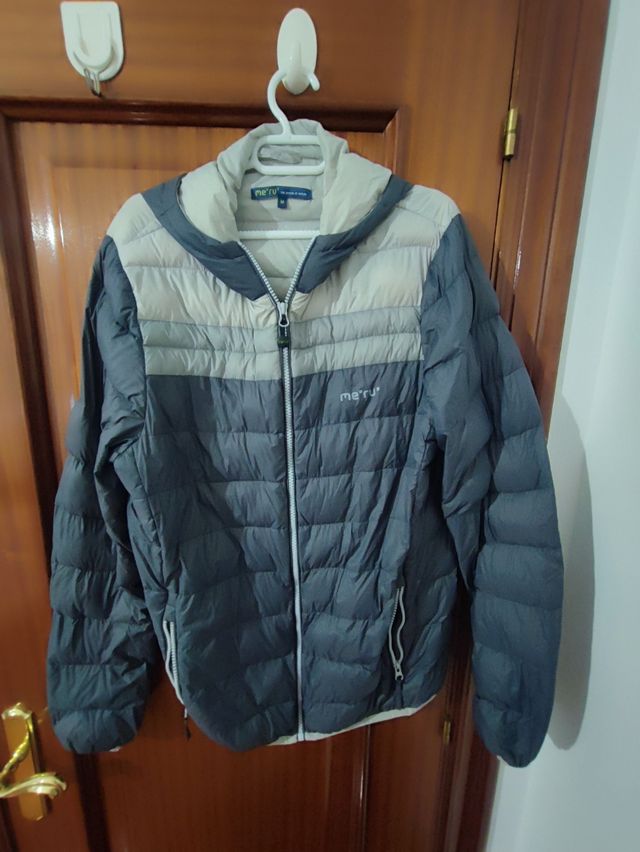 Chaqueta Meru beige y gris