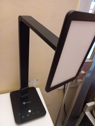 Lampara inteligente de mesa