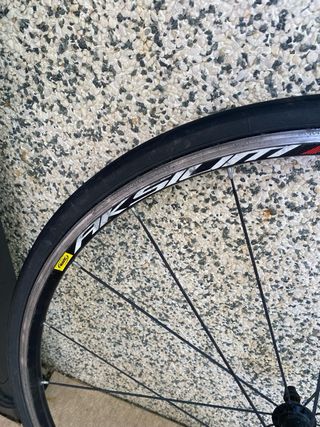 Ruedas Mavic Aksium