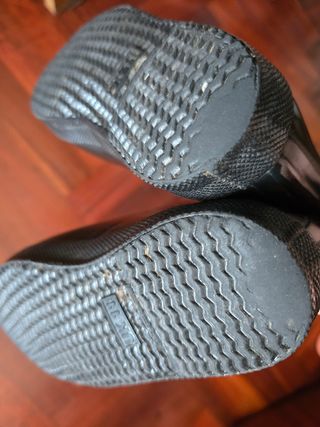 Hunter talla 29 para niña negras brillantes