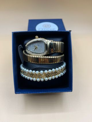Reloj Fetiche dorado y pulsera
