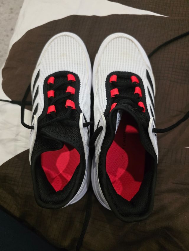 Tênis Adidas - Tamanho 35