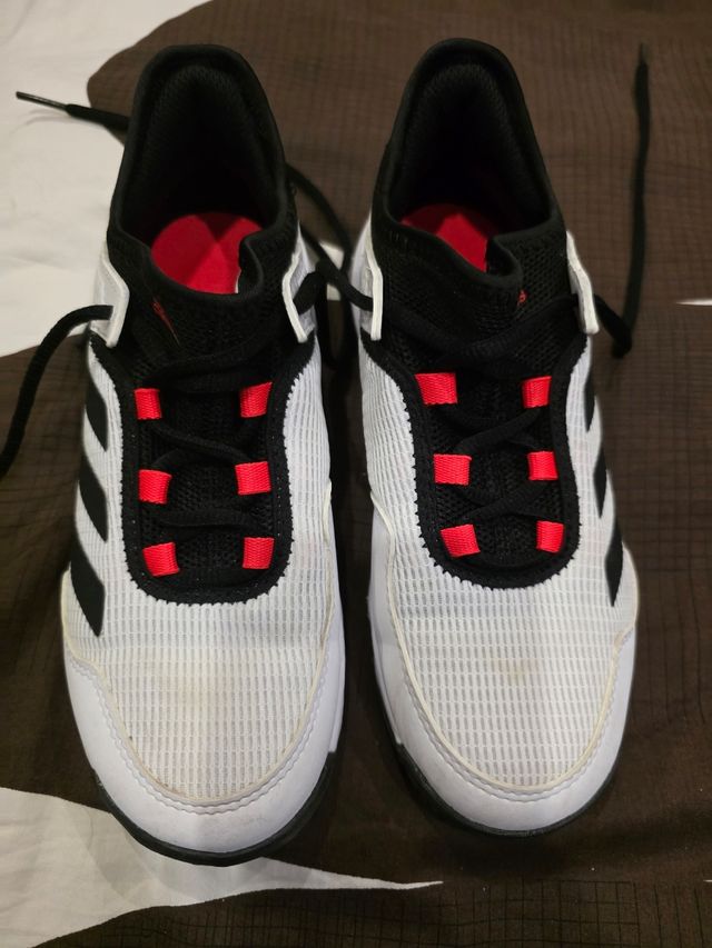 Tênis Adidas - Tamanho 35