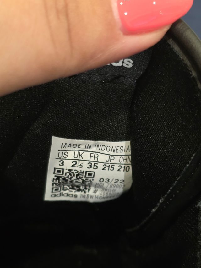 Adidas - Sapatilhas pretas nº35