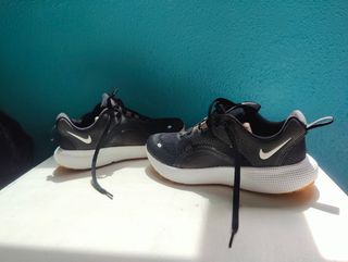 Zapatillas Nike React - Blancas y Negras