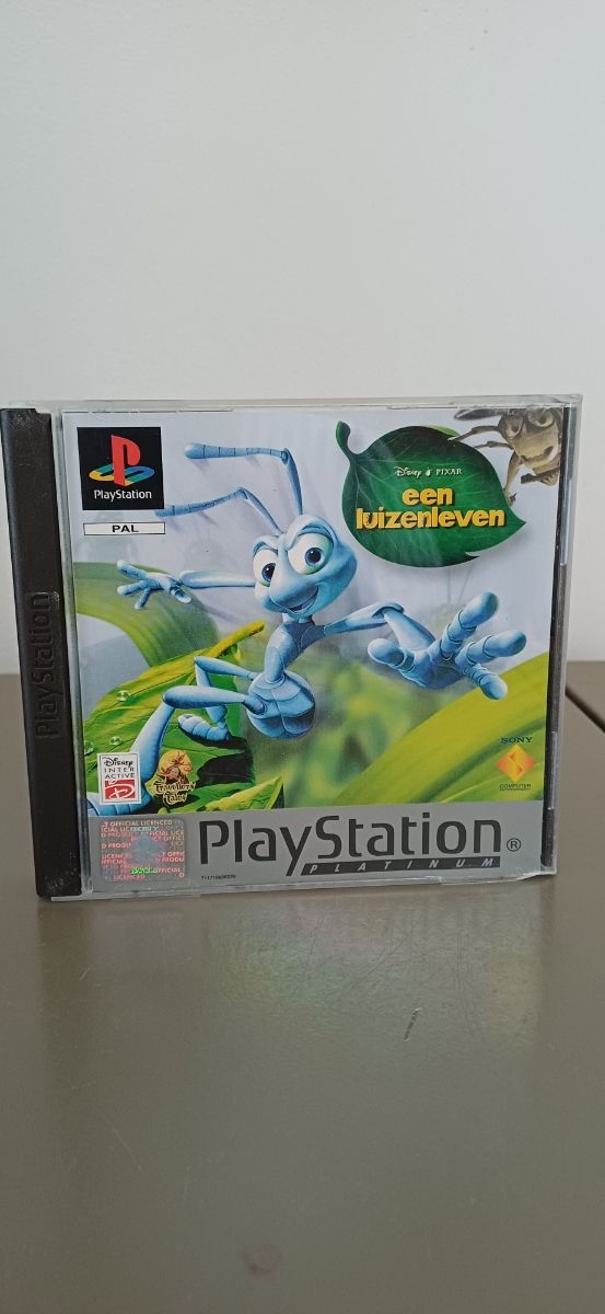 Imagen de PS1 Disney Pixar - La vida de un insecto (PAL)