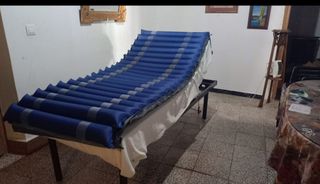 Colchón antiescaras hinchable - Cama articulada