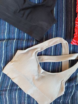 2 Tops deportivos Shein - Negro y Gris XL ajustado