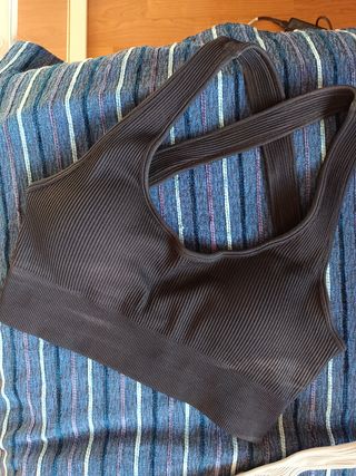 2 Tops deportivos Shein - Negro y Gris XL ajustado