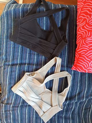 2 Tops deportivos Shein - Negro y Gris XL ajustado