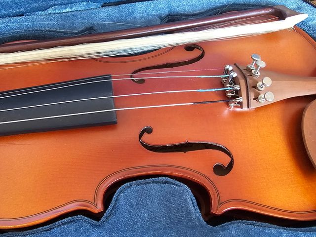 Violín Amadeus 1/2
