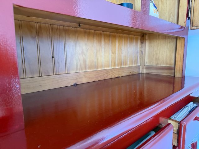 aparador madera granate- Mueble con cristal