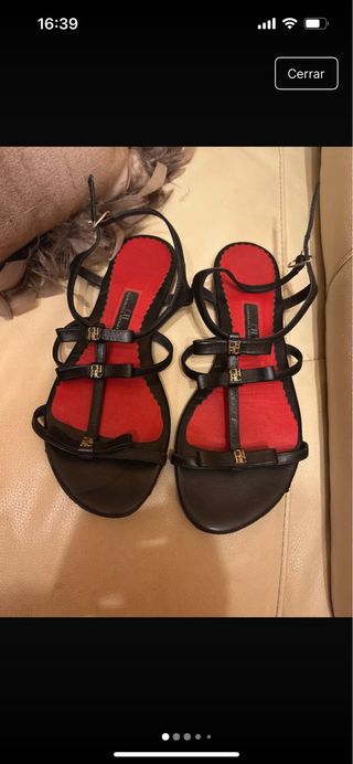 Sandalias Carolina Herrera negras, talla 37
