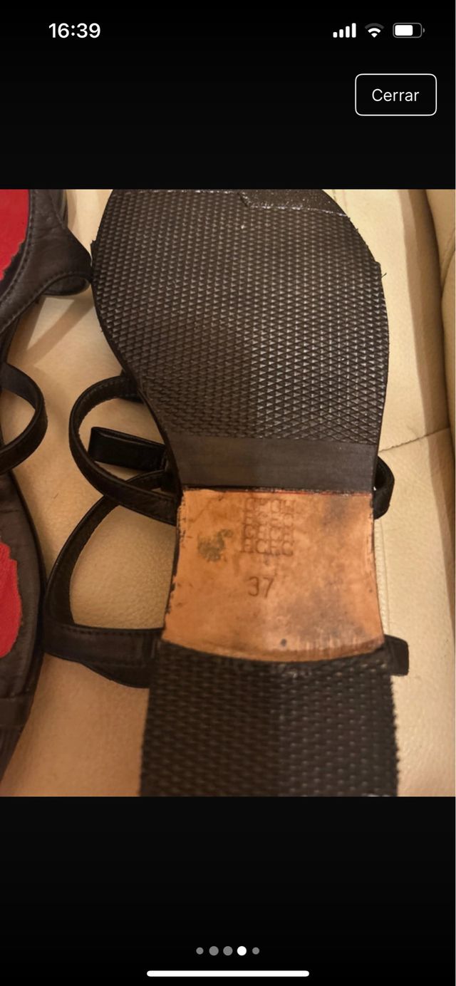 Sandalias Carolina Herrera negras, talla 37