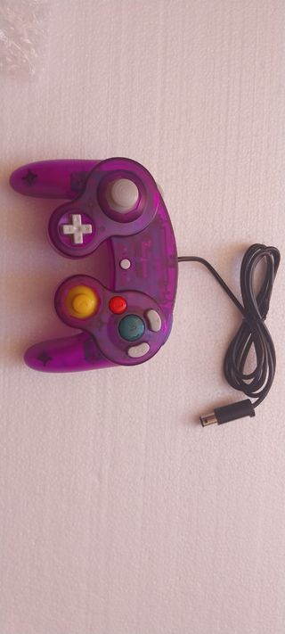 Mando Nintendo GameCube morado