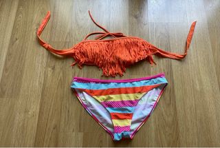 Bikini bandeau flecos y braga multicolor T. 40/42